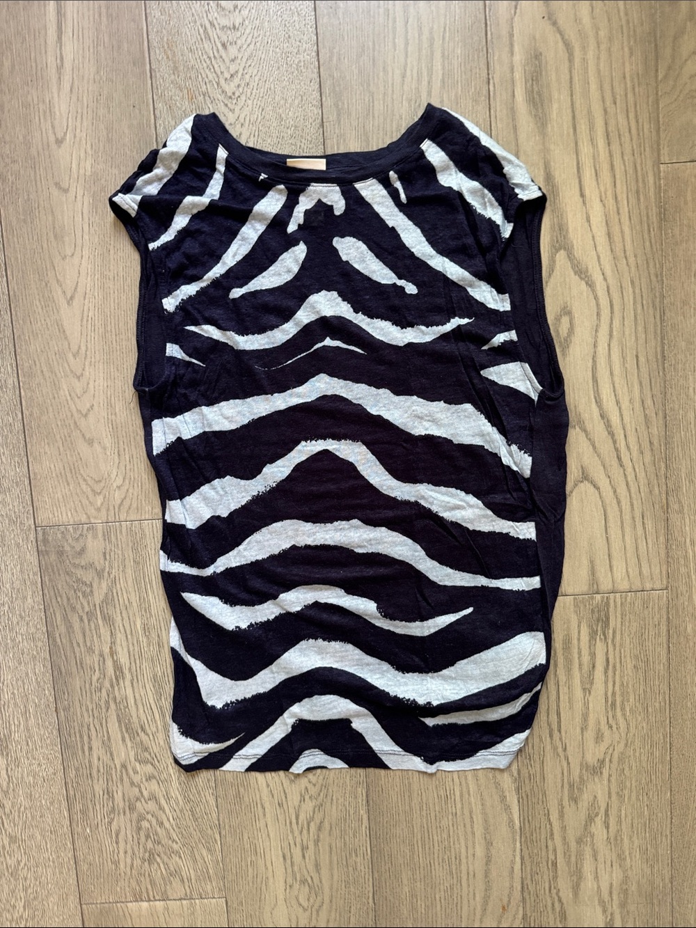 Women’s 100% Linen Navy & White Zebra Print Sleeveless Top